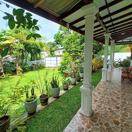 Dreams Villa Hikkaduwa Luaran gambar