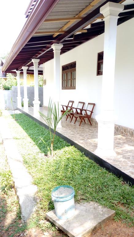 Dreams Villa Hikkaduwa Luaran gambar