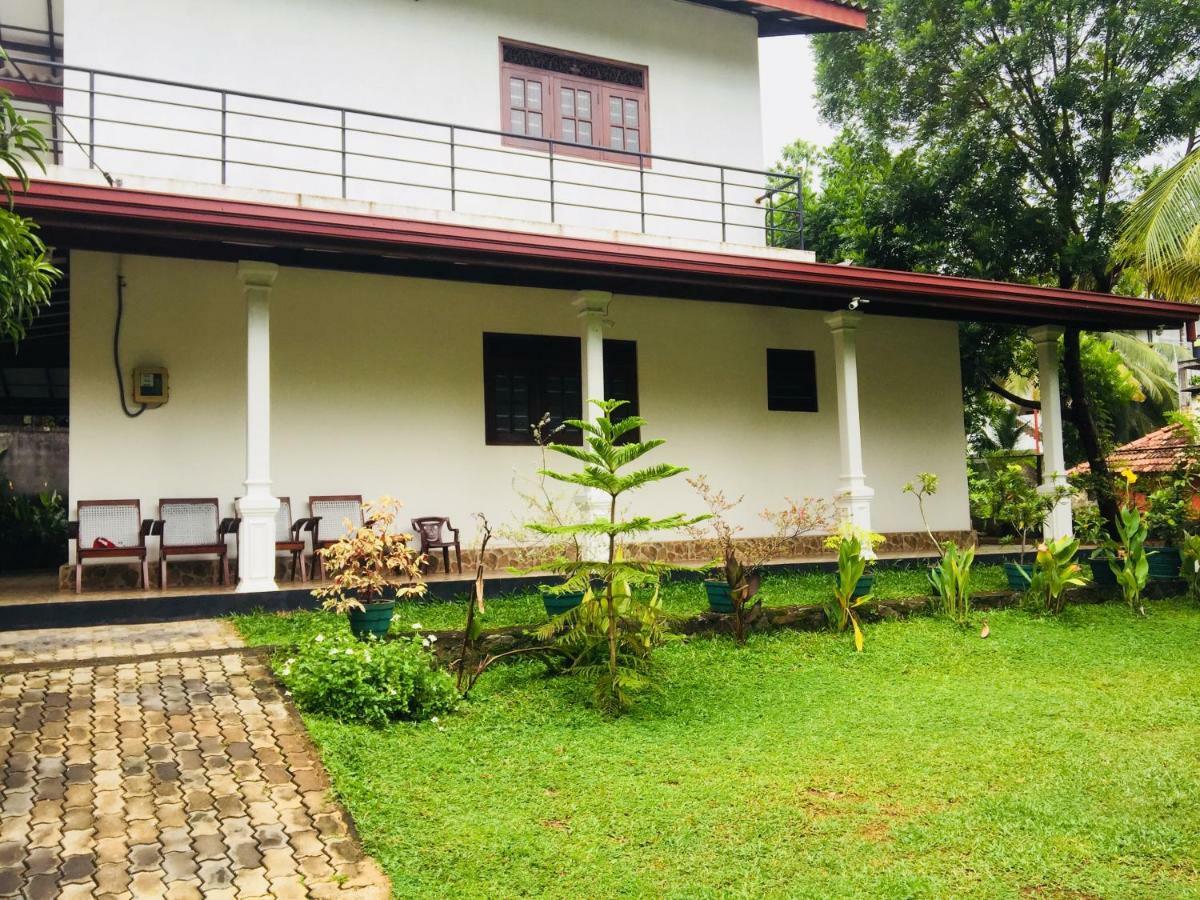 Dreams Villa Hikkaduwa Luaran gambar