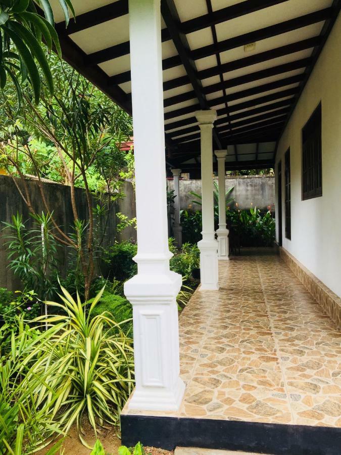 Dreams Villa Hikkaduwa Luaran gambar