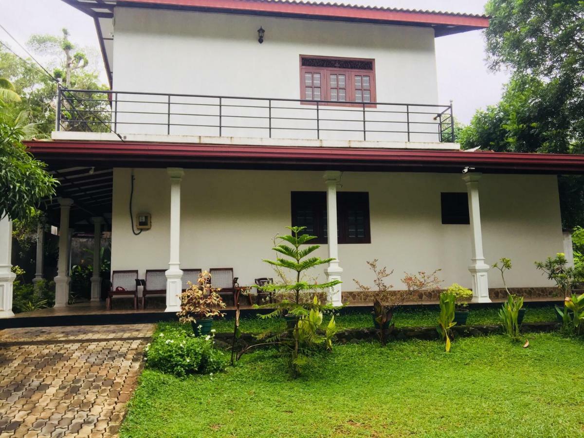 Dreams Villa Hikkaduwa Luaran gambar
