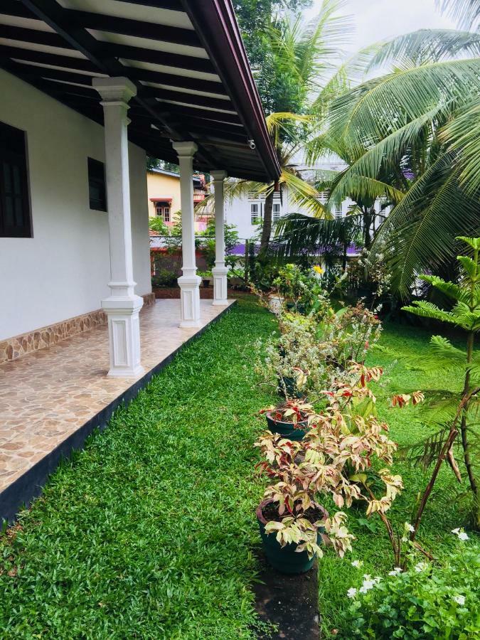 Dreams Villa Hikkaduwa Luaran gambar